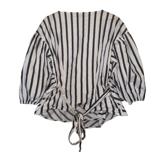WHBM White and Black Striped Wrap Shirt Sz L - Picture 6 of 8
